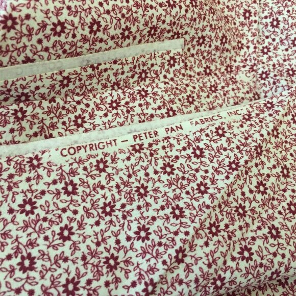 3 Yard Cut Vintage Peter Pan Quilting Fabric Calico Flowers Red White - Picture 2 of 2